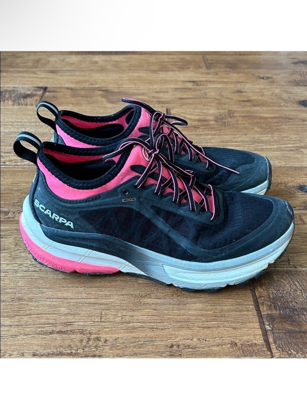 Scarpa Golden Gate ATR Trial Running Shoes Black Pink Womens Size 8.5